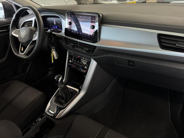 Volkswagen T-Roc 1.0 TSI Life | Clima | Carplay | PDC voor + achter | LM velgen | ( Vesteging - Nieuwegein )