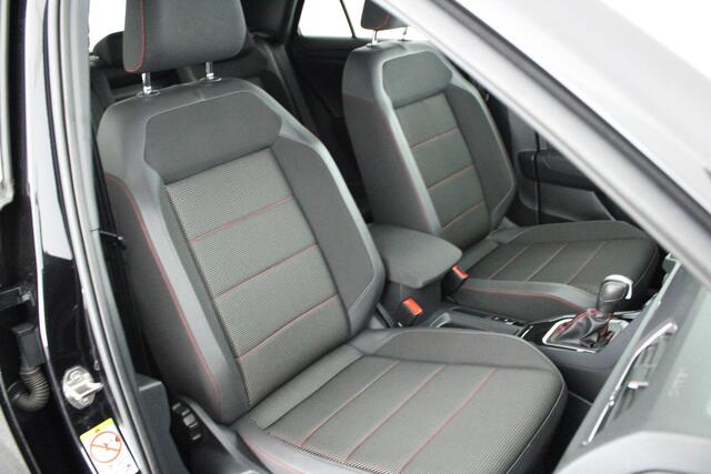 Volkswagen T-Roc 1.5 TSI 150pk DSG Sport Camera Led Virtual Cockpit Navigatie