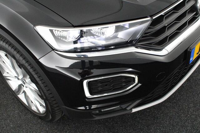 Volkswagen T-Roc 1.5 TSI 150pk DSG Sport Camera Led Virtual Cockpit Navigatie