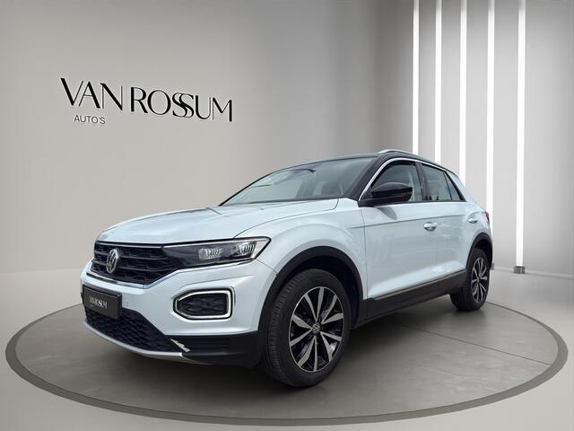 Volkswagen T-Roc 1.5 TSI Style DSG Navigatie | Two Tone | Parkeer V+A | Automaat | Elektrische Klep | App-Connect |