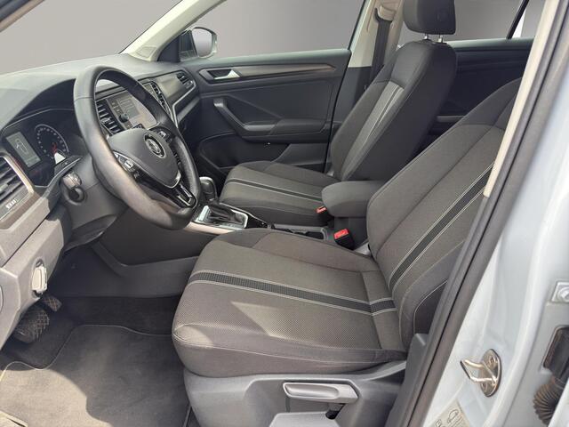 Volkswagen T-Roc 1.5 TSI Style DSG Navigatie | Two Tone | Parkeer V+A | Automaat | Elektrische Klep | App-Connect |