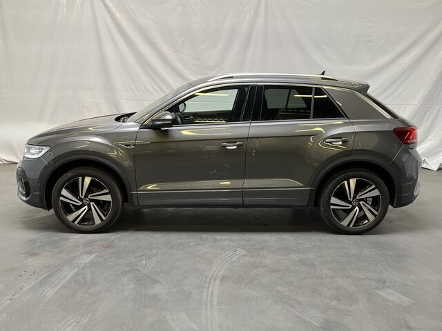 Volkswagen T-Roc 1.5 TSI R-Line / AUTOMAAT/ 2x R-LINE/ PARK. SENSOREN/ IQ. LIGHT/ DODE HOEK/ STOELVERWARM./ DIGITAL DASHBOARD/ APP-CONNECT/ ADAPT. CRUISE/ CLIMA/ DAB/ 18" LMV