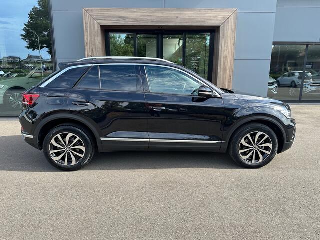 Volkswagen T-Roc 1.5 TSI 150pk DSG Style | Dode hoek | Camera | Carplay | Navi | Rijklaar incl. 1 jaar Bovag garantie