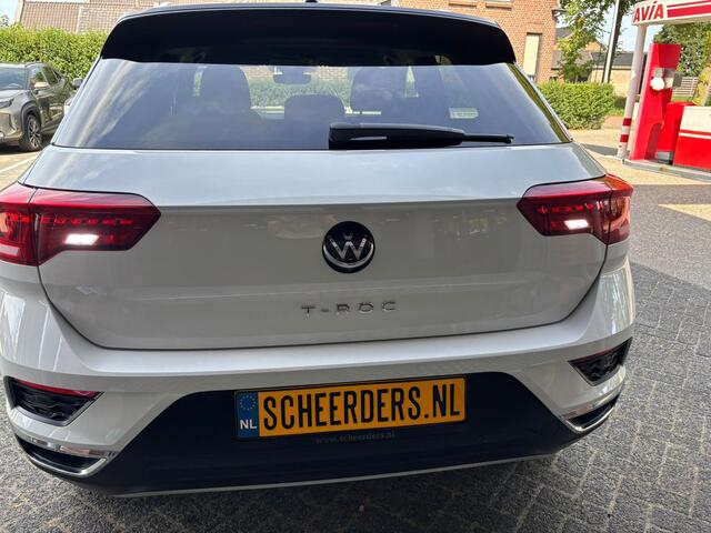 Volkswagen T-Roc 1.5 TSI Style,Navi,PDC,Camera,1Jaar garantie
