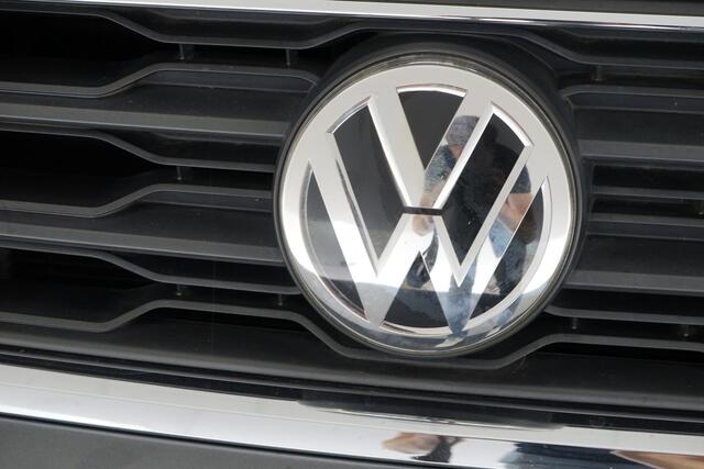 Volkswagen T-Roc 1.0 TSI Style | Trekhaak | Navi | Stoelverwarming