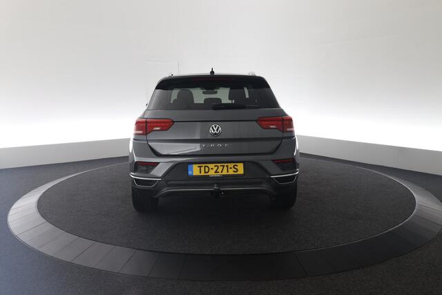 Volkswagen T-Roc 1.0 TSI Style | Trekhaak | Navi | Stoelverwarming
