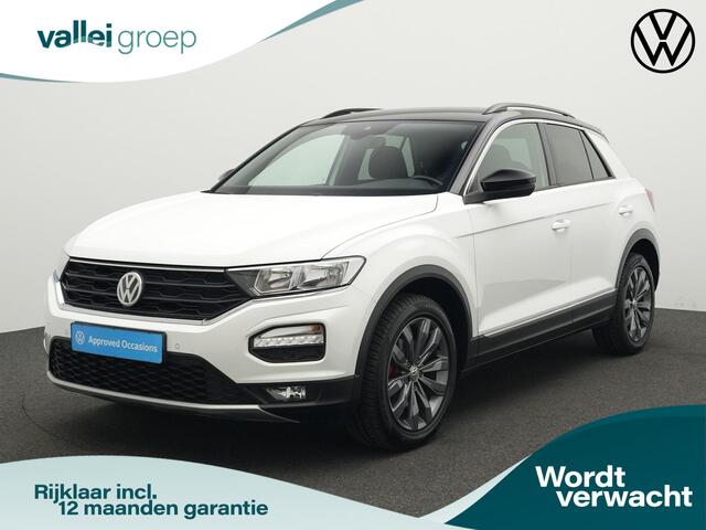 Volkswagen T-Roc 1.5 TSI 150 pk DSG Sport | Trekhaak | Stoelverwarming | Parkeersensoren voor/achter | Elektr. achterklep