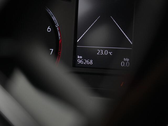 Volkswagen T-Roc 1.5 TSI 150 pk DSG Sport | Trekhaak | Stoelverwarming | Parkeersensoren voor/achter | Elektr. achterklep