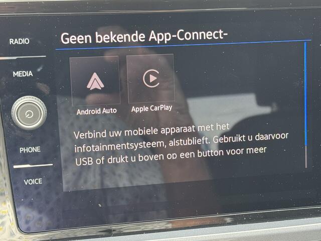 Volkswagen T-Roc 1.5 TSI Style Trekhaak | Massage | Stoelverw.