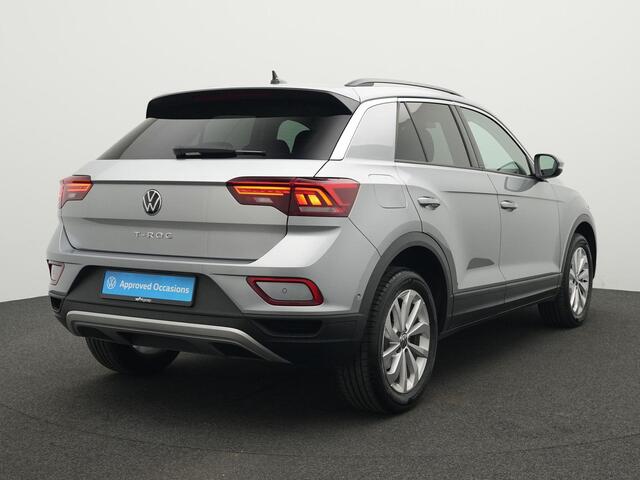 Volkswagen T-Roc 1.5 TSI 150 pk DSG Life Edition | Navigatie | Achteruitrijcamera | Side Assist | Adaptive Cruise | Climatronic