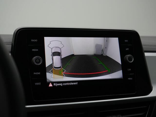 Volkswagen T-Roc 1.5 TSI 150 pk DSG Life Edition | Navigatie | Achteruitrijcamera | Side Assist | Adaptive Cruise | Climatronic