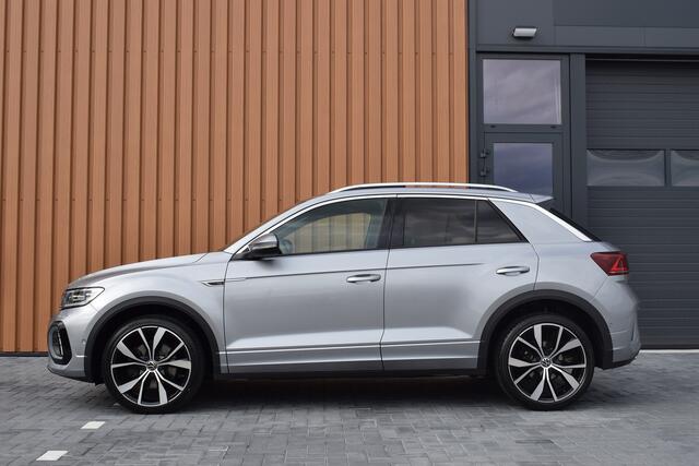 Volkswagen T-Roc 1.5 TSI 150pk DSG R-Line Pano | Trekhaak | 19"
