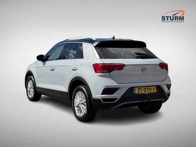 Volkswagen T-Roc 1.0 TSI Style Executive Pack, Trekhaak! | Navigatie | Camera | Adapt. Cruise Control | Apple Carplay/Android Auto | Park. Sensoren | Rijklaarprijs!