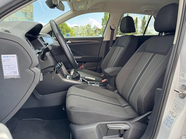 Volkswagen T-Roc 1.0 TSI Style Executive Pack, Trekhaak! | Navigatie | Camera | Adapt. Cruise Control | Apple Carplay/Android Auto | Park. Sensoren | Rijklaarprijs!