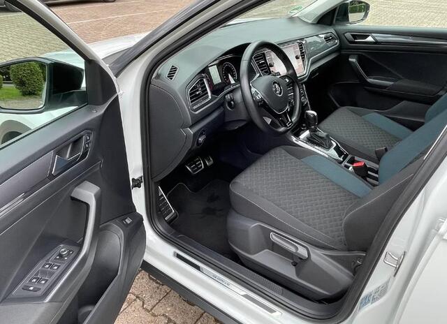 Volkswagen T-Roc 1.5 TSI ADAP CRUISE STOELVERW. AFN. TREKHAAK