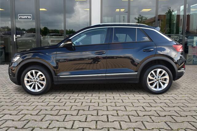 Volkswagen T-Roc 1.5 TSI Life Edition | ACC | Trekhaak | Virtual Cockpit |