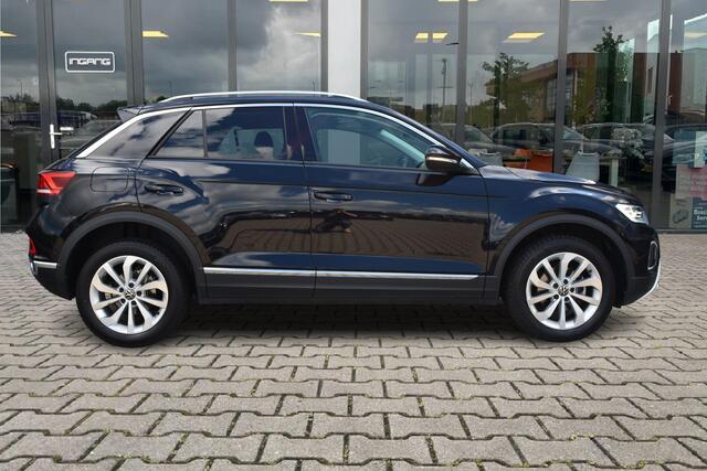 Volkswagen T-Roc 1.5 TSI Life Edition | ACC | Trekhaak | Virtual Cockpit |