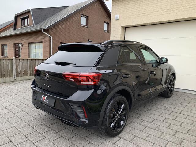 Volkswagen T-Roc 1.5 TSI 150pk DSG 3x R-Line BlackStyle Nieuw Model Panoramadak VirtualCockpit ACC Sportstoelen IQ-Light Ambientlight Keyless Camera 19" Pdc