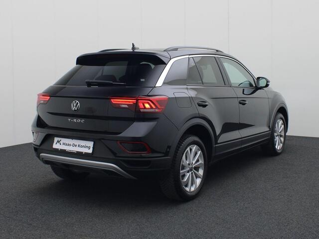 Volkswagen T-Roc 1.5TSI/150PK Life DSG · Navigatie · Apple/Android · Camera + Parkeersensoren · Garantie tot februari 2027
