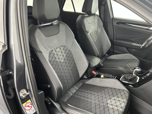 Volkswagen T-Roc 1.5 TSI 150pk DSG R-Line Business Trekhaak Camera Keyless Beats Virtual Cockpit Carplay
