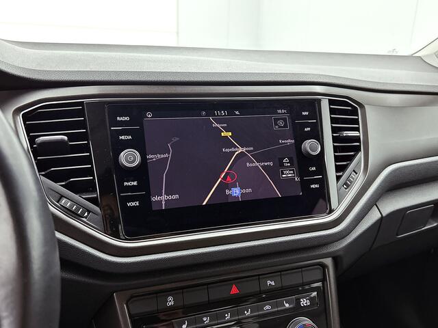 Volkswagen T-Roc 1.5 TSI Sport Virtual, Leder, Trekhaak