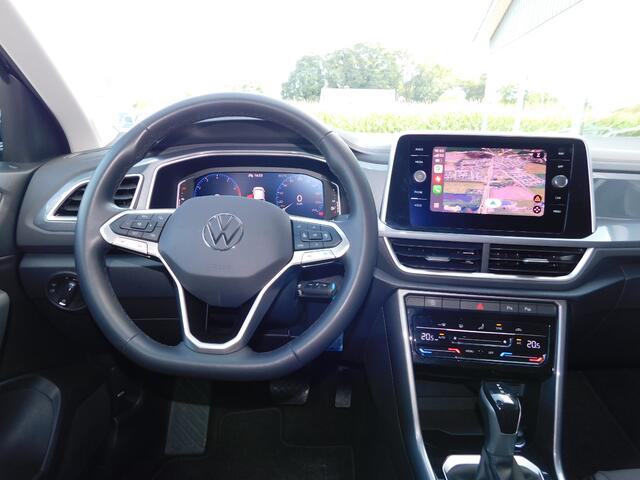 Volkswagen T-Roc 1.5TSI 150PK DSG STYLE!! All-in Prijs! Trekhaak!
