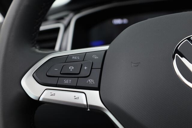 Volkswagen T-Roc Cabrio 1.5 TSI R-Line DSG | Navi | Stoel- Stuurverw. | IQ. Light | Travel Assist | Dodehoekdet.