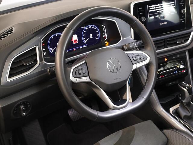 Volkswagen T-Roc 1.5 TSI Style 150 PK DSG | Trekhaak afneembaar | Navigatie | Stoel verwarming en massage | Alcantara |
