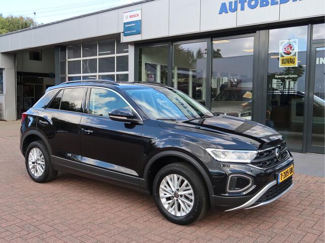 Volkswagen T-Roc 1.5 TSI Life Business | Trekhaak | Navi | Stoelverw | Clima | ACC