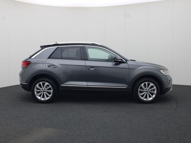 Volkswagen T-Roc 1.5TSI/150PK Style DSG · Navigatie · Apple Car Play · Trekhaak · Garantie tot november 2026