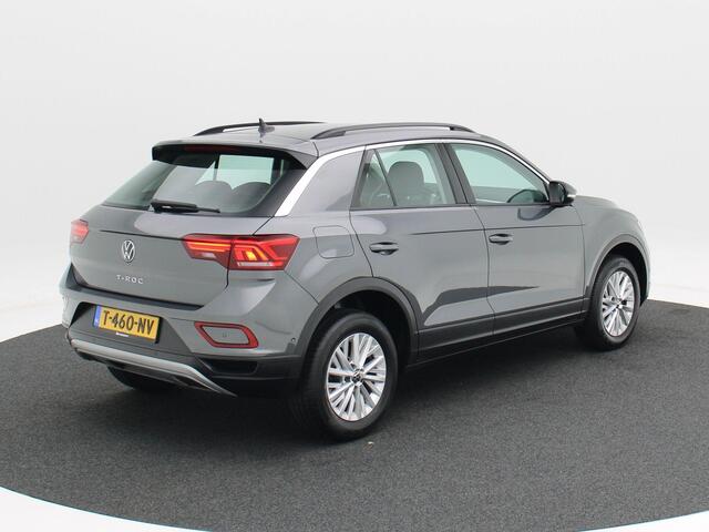 Volkswagen T-Roc 1.5 TSi Life 150 Pk Automaat | Adaptive Cruise | Carplay | Camera | Parkeersensoren | Privacy Glass | LED | 16 Inch | 62.094 Km