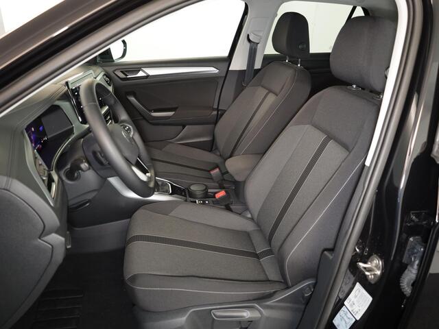 Volkswagen T-Roc 1.5 TSI Life Edition 150 PK DSG | Navigatie | Parkeercamera | Keyless entry |