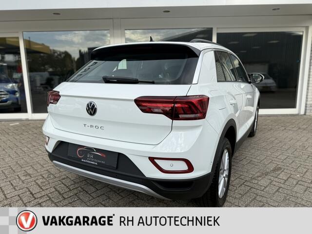 Volkswagen T-Roc 1.0 TSI Life 1e EIGN,Carplay,ECC,STOEL
