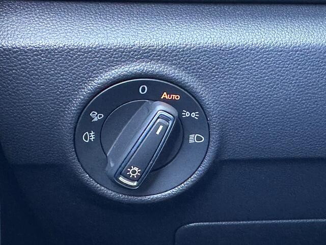 Volkswagen T-Roc 1.5 TSI 150pk DSG Style | Trekhaak | Navi | IQ light | Adapt. Cruise | Rijklaar incl. garantie