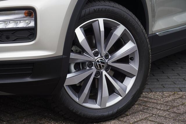 Volkswagen T-Roc Cabrio 1.0 TSI Style | CarPlay | Parkeersensor voor + achter | Stoelverwarming