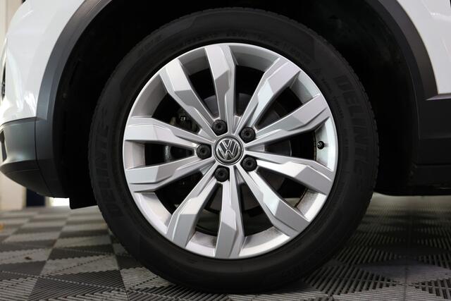 Volkswagen T-Roc 1.0 TSI R-Line CLIMA VIRTUAL PDC CARPLAY CAMERA PANO LANE+FRONT Ass. '19