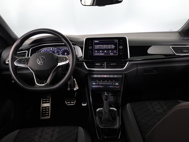 Volkswagen T-Roc 1.5 TSI R-Line 150 pk Automaat (DSG) | Verlengde garantie | Navigatie | Trekhaak (afneembaar) | Parkeersensoren (Park assist) | Achteruitrijcamera | R-Line |