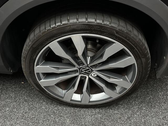 Volkswagen T-Roc 1.5 TSI R-Line Business+ Panorama IQ Virtual