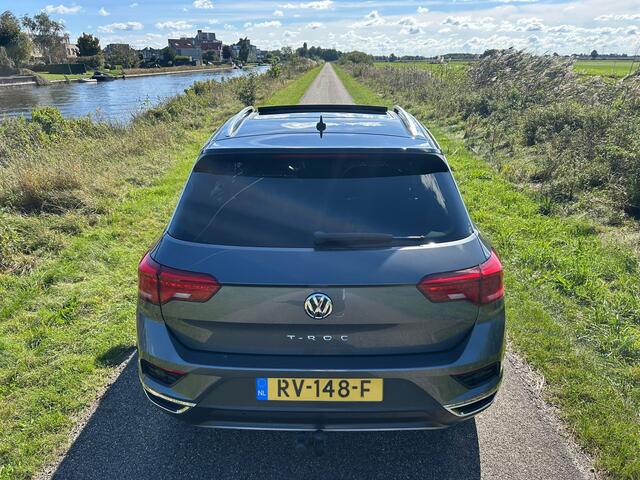 Volkswagen T-Roc 1.0 TSI Style Panoramadak / Led koplampen / Adaptive Cuise