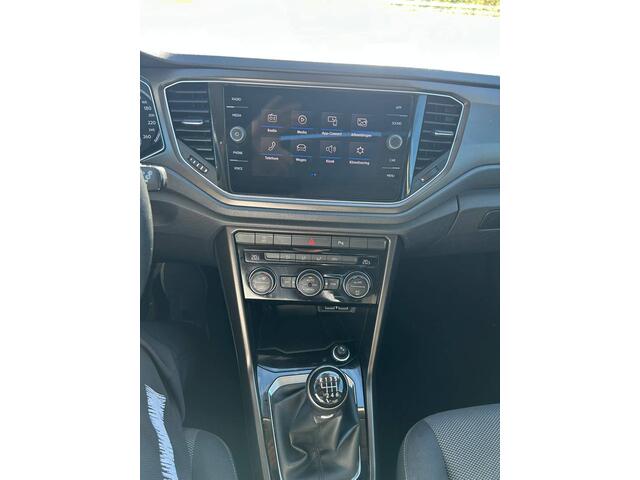 Volkswagen T-Roc 1.0 TSI Style Panoramadak / Led koplampen / Adaptive Cuise