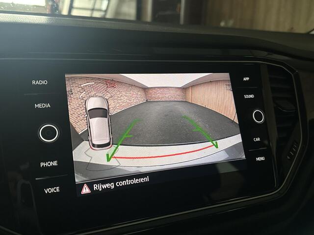 Volkswagen T-Roc 1.5 TSI Sport Panorama Virtual Camera DSG