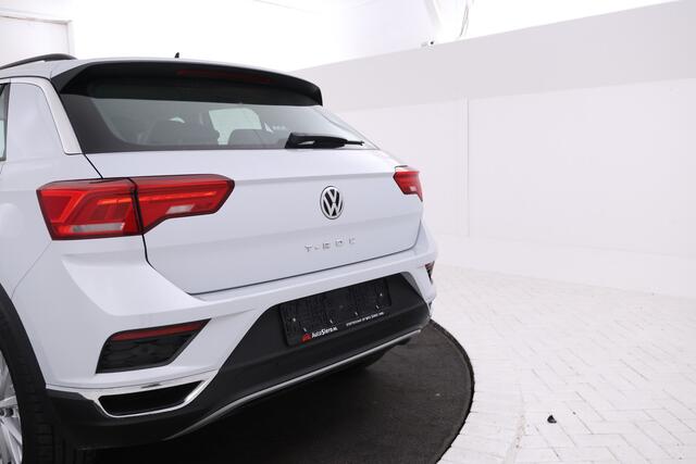 Volkswagen T-Roc 1.6 TDI Style Elektrische achterklep, apple carplay, climate,