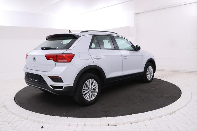 Volkswagen T-Roc 1.6 TDI Style Elektrische achterklep, apple carplay, climate,