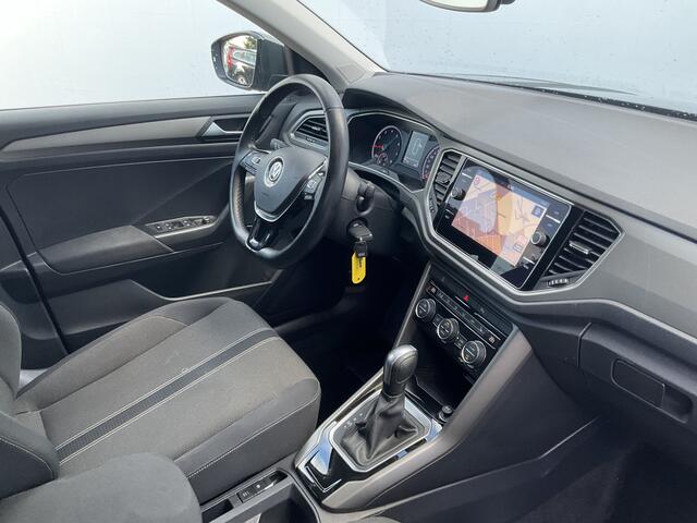 Volkswagen T-Roc 1.5 TSI Sport Trekhaak Automaat Adap.Cruise Navi Carplay PDC Stoelverw 49430KM!