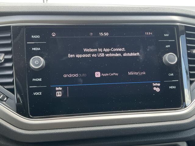 Volkswagen T-Roc 1.5 TSI Sport Trekhaak Automaat Adap.Cruise Navi Carplay PDC Stoelverw 49430KM!