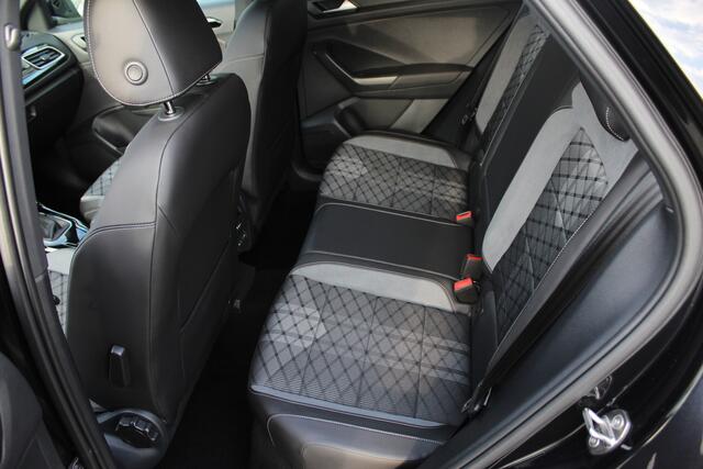 Volkswagen T-Roc 1.5 TSI R-Line | Pano | Camera | Carplay |