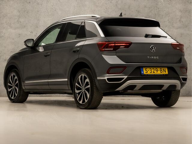 Volkswagen T-Roc 1.0 TSI Sport (VIRTUAL COCKPIT, APPLE CARPLAY, ALCANTARA, LED KOPLAMPEN, SPORTSTOELEN, MASSAGE, CAMERA, STOELVERWARMING, NIEUWE APK, NIEUWSTAAT)