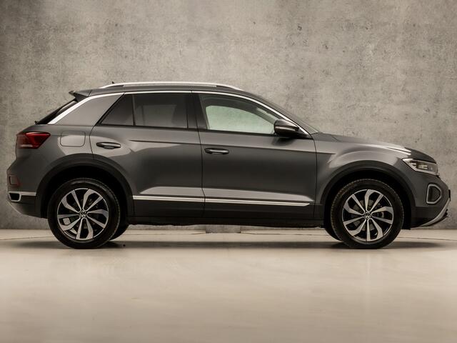 Volkswagen T-Roc 1.0 TSI Sport (VIRTUAL COCKPIT, APPLE CARPLAY, ALCANTARA, LED KOPLAMPEN, SPORTSTOELEN, MASSAGE, CAMERA, STOELVERWARMING, NIEUWE APK, NIEUWSTAAT)