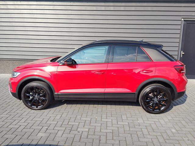 Volkswagen T-Roc 1.5 TSI 150pk DSG Style Navigatie Black Style Adaptive Cruise