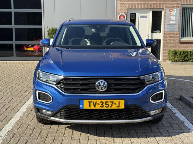 Volkswagen T-Roc 1.5 TSI 150pk H6 Sport l ACC l ECC l LED l NAVI l TREKHAAK 1500kg